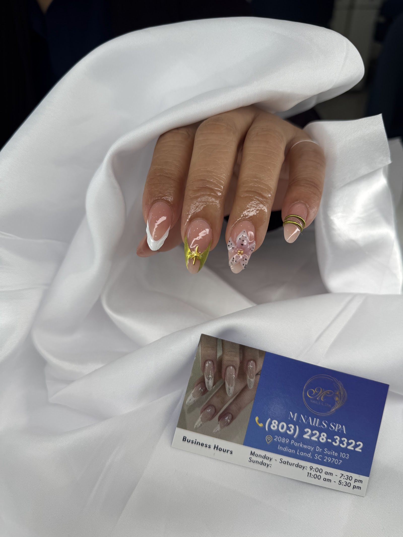 M Nail Spa nail photo 3